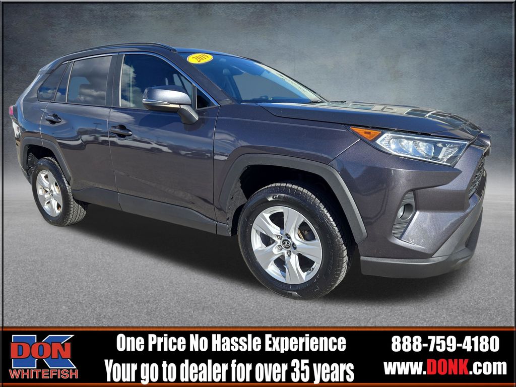 Magnetic Gray Metallic 2019 Toyota RAV4 XLE FWD SUV / Crossover Front-Wheel Drive 8-Speed Automatic