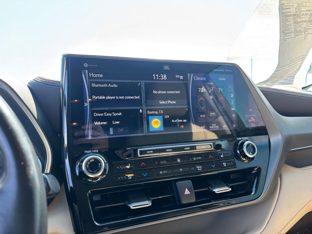 Used Car 2021 Toyota Highlander  Limited For Sale Under $30,000 In Austin, Texas