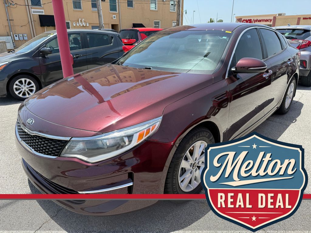 Remington Red 2018 Kia Optima Sedan Front-Wheel Drive 6-Speed Automatic