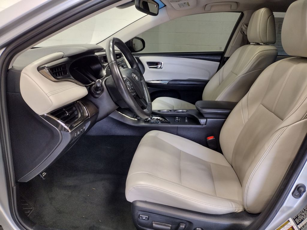 2018 Toyota Avalon Hybrid Limited