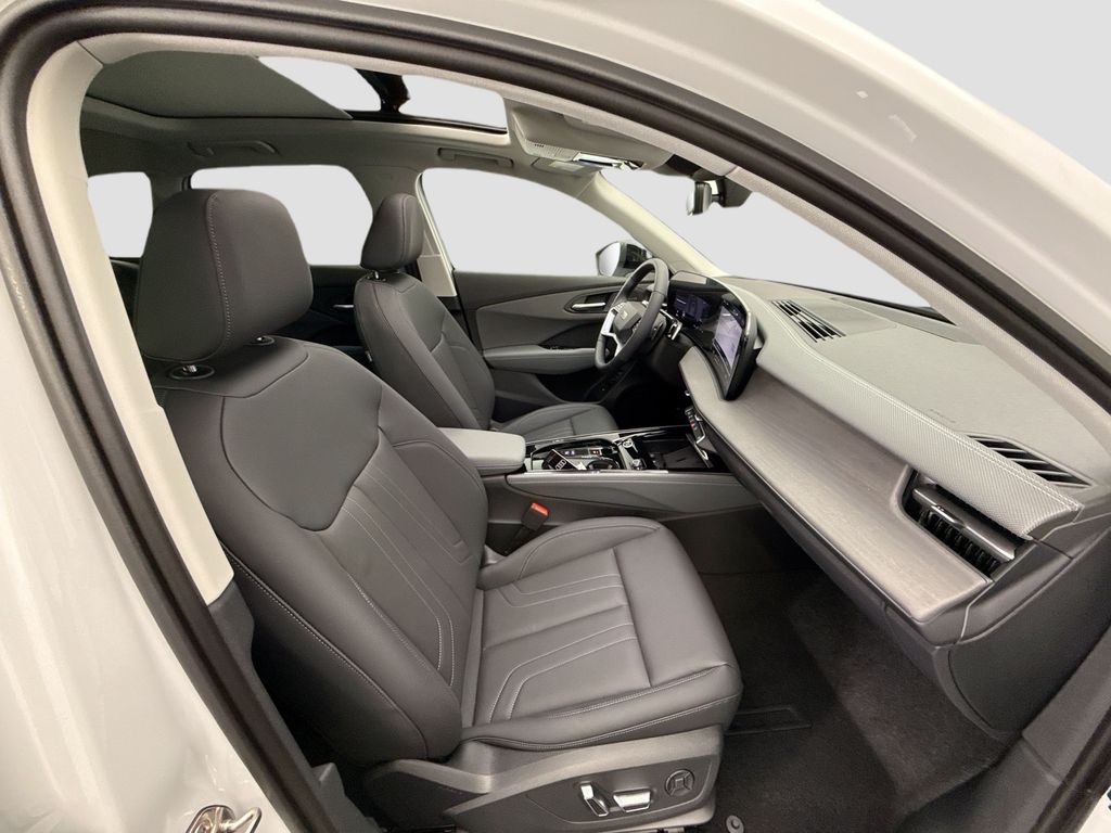 Thumbnail: 2026 Audi Q3 - 19