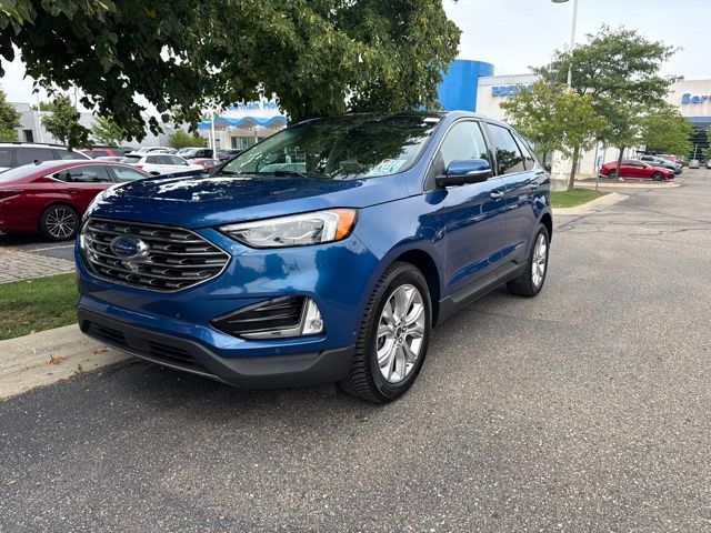 2020 Ford Edge Titanium AWD photo