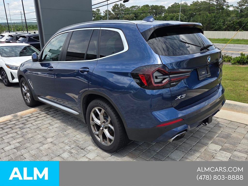 Used 2022 Blue BMW sDrive30i image 9