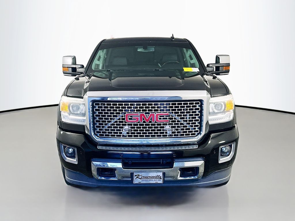 Used 2015 Black GMC Denali image 2