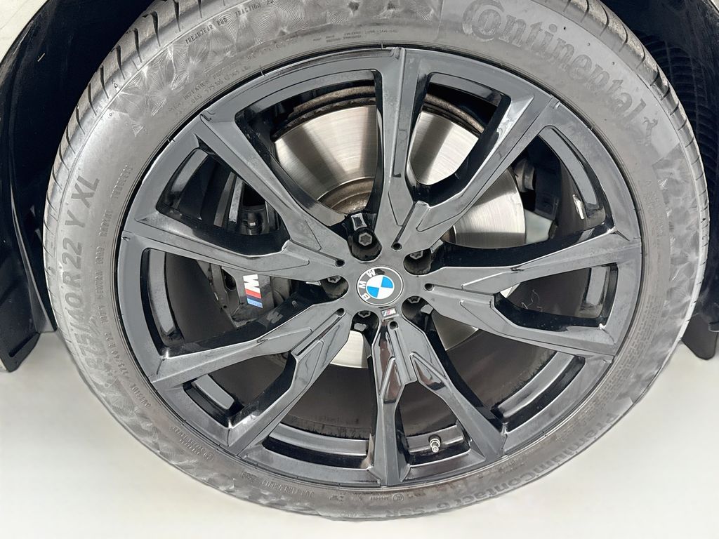 Thumbnail: 2024 BMW X7 - 31