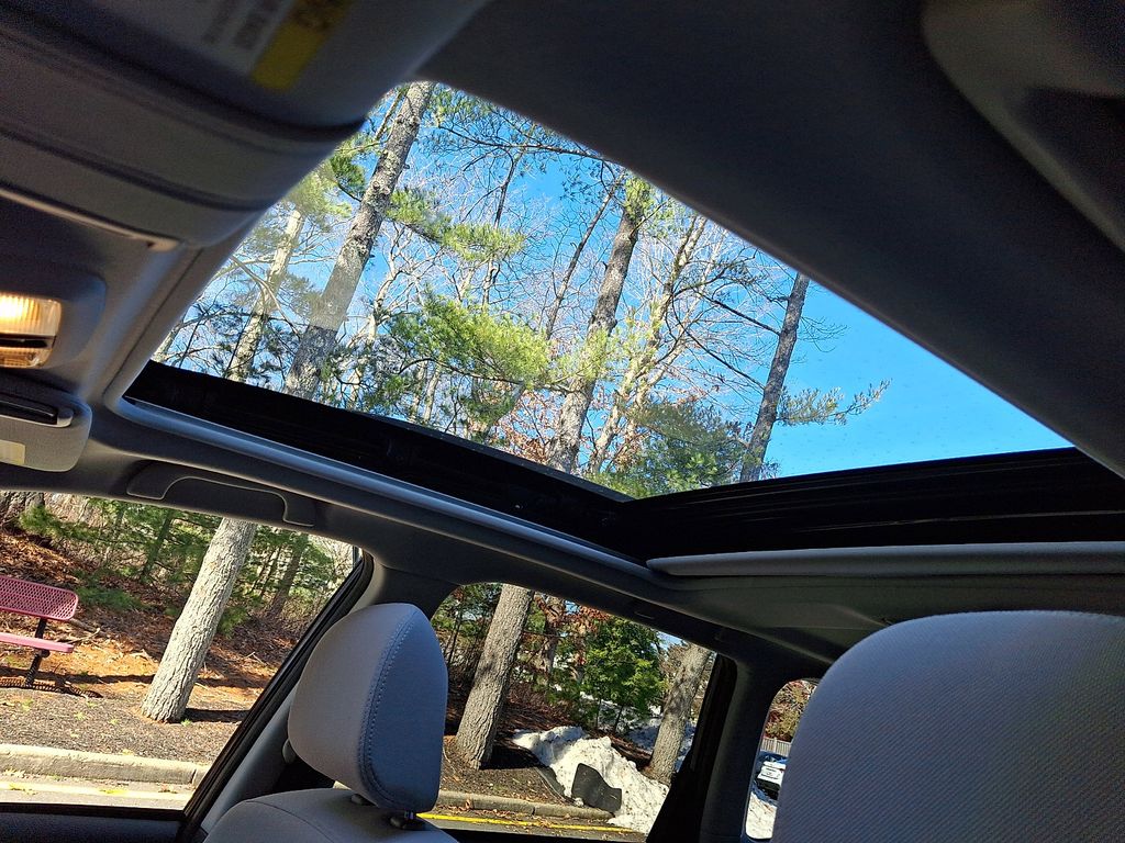 Thumbnail: 2017 Subaru Forester - 15