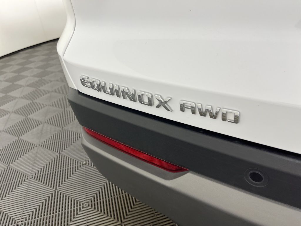 Thumbnail: 2025 Chevrolet Equinox - 3