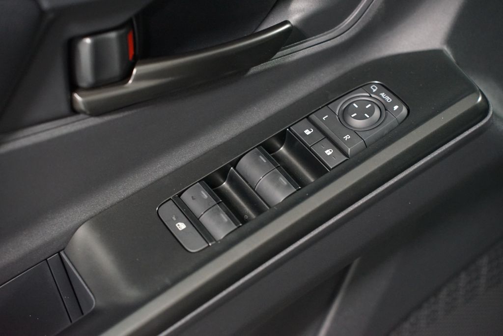 Thumbnail: 2026 Toyota bZ - 31