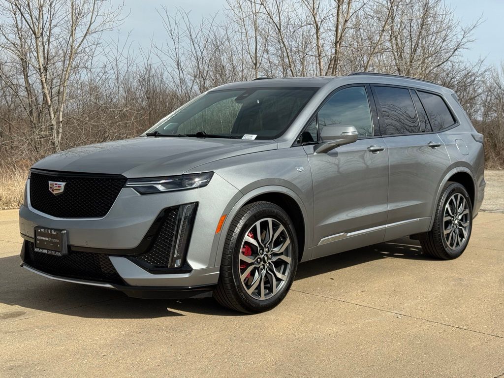 2024 Cadillac XT6 Sport photo