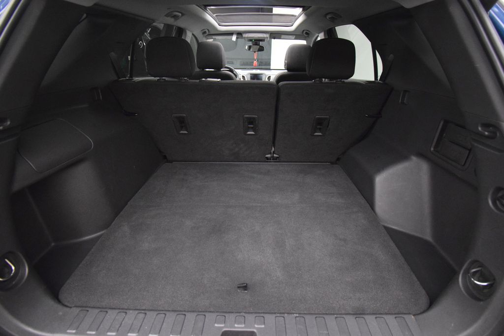 used 2021 Chevrolet Equinox car, priced at $16,400