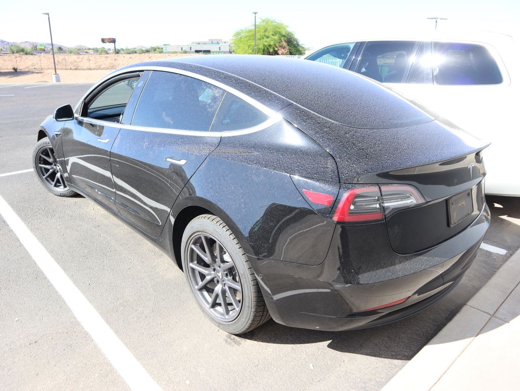 Thumbnail: 2019 Tesla Model 3 - 2