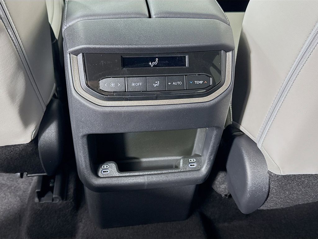 Thumbnail: 2026 Lexus TX - 18