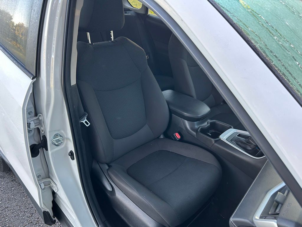 Thumbnail: 2023 Toyota RAV4 - 15