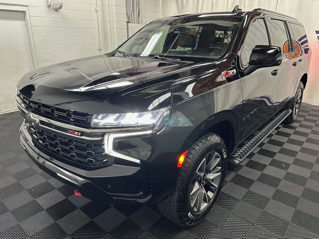 View vehicle photo 4