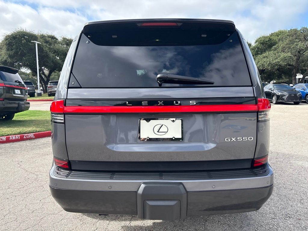 Thumbnail: 2024 Lexus GX - 4