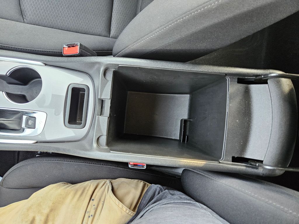 Used 2024 Chevrolet Malibu Sedan
