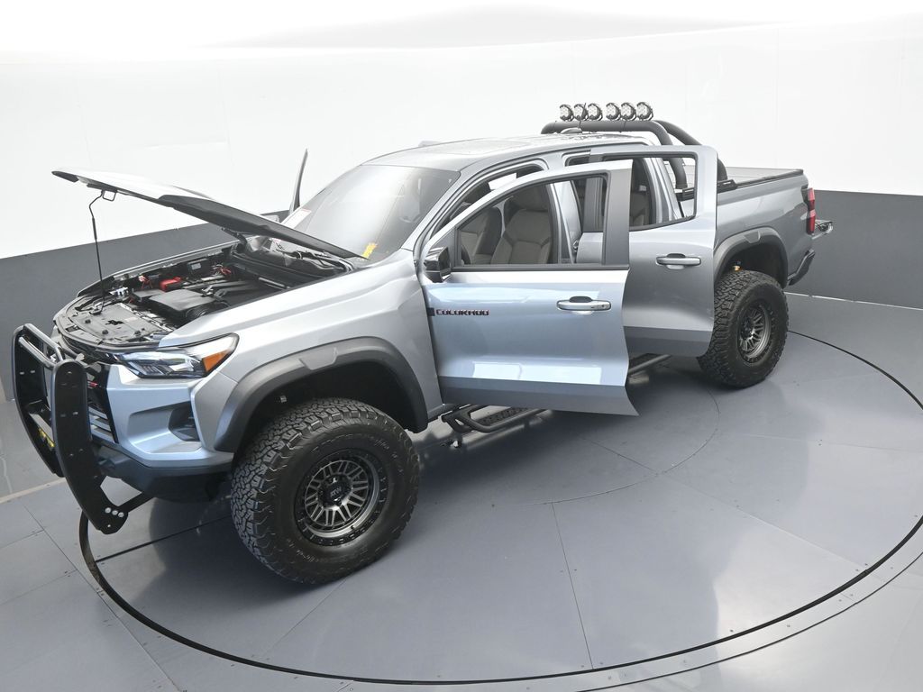 Used 2025 Sterling Gray Metallic Chevrolet ZR2 image 70