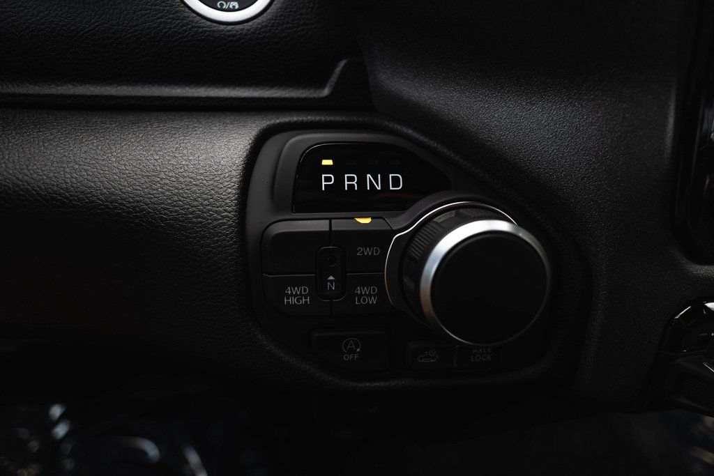 2026 Ram 1500 Tradesman thumbnail 15