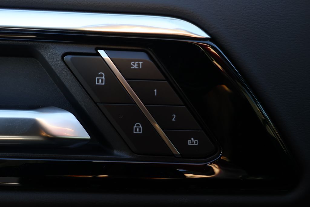 Thumbnail: 2026 Chevrolet Suburban - 20