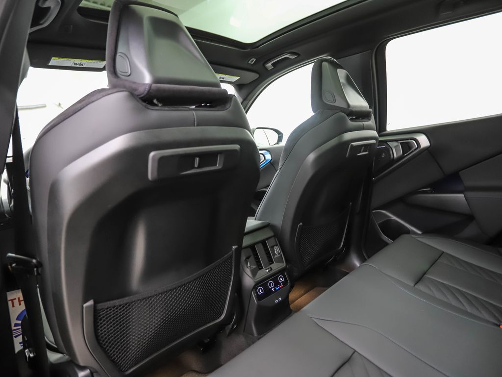 Thumbnail: 2026 BMW X3 - 21