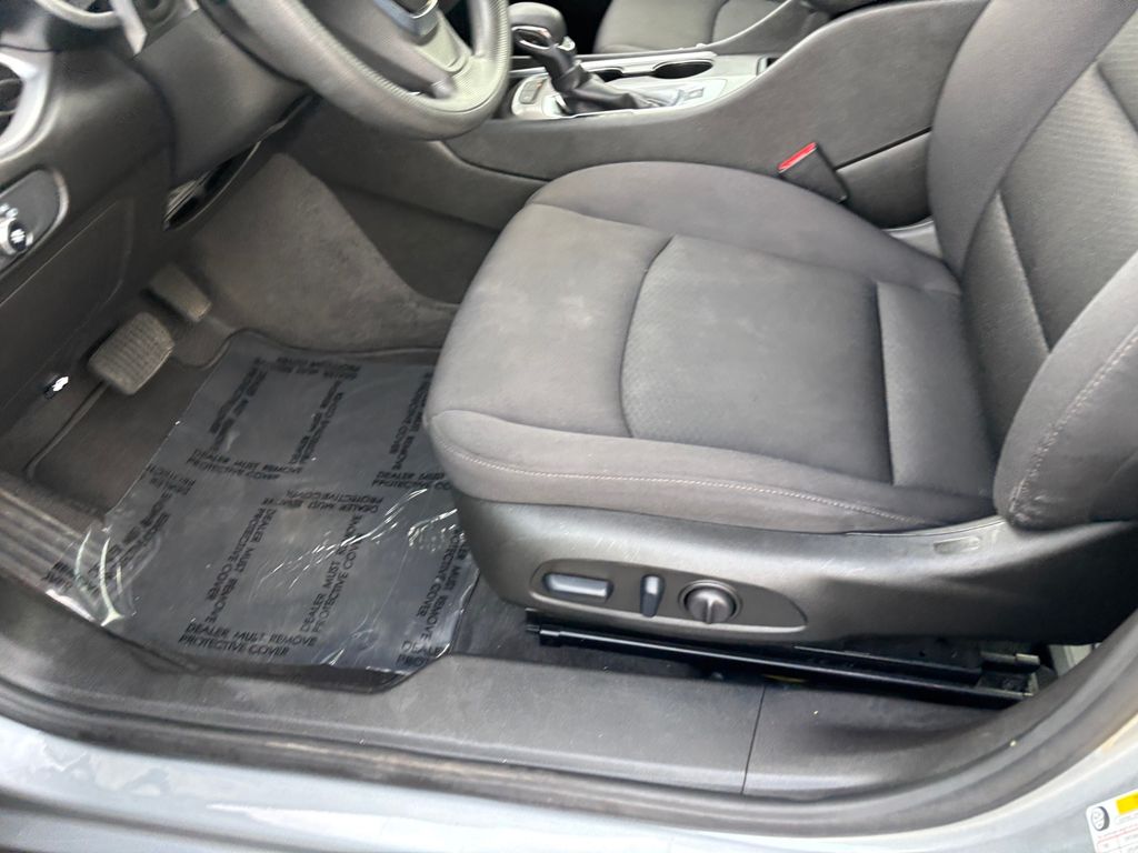 Used Car 2024 Chevrolet Malibu  Lt For Sale Under $25,000 In Austin, Texas