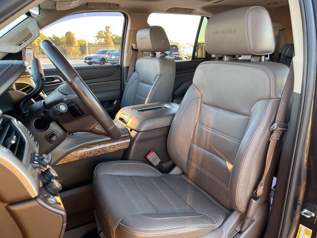 Thumbnail: 2016 GMC Yukon - 23