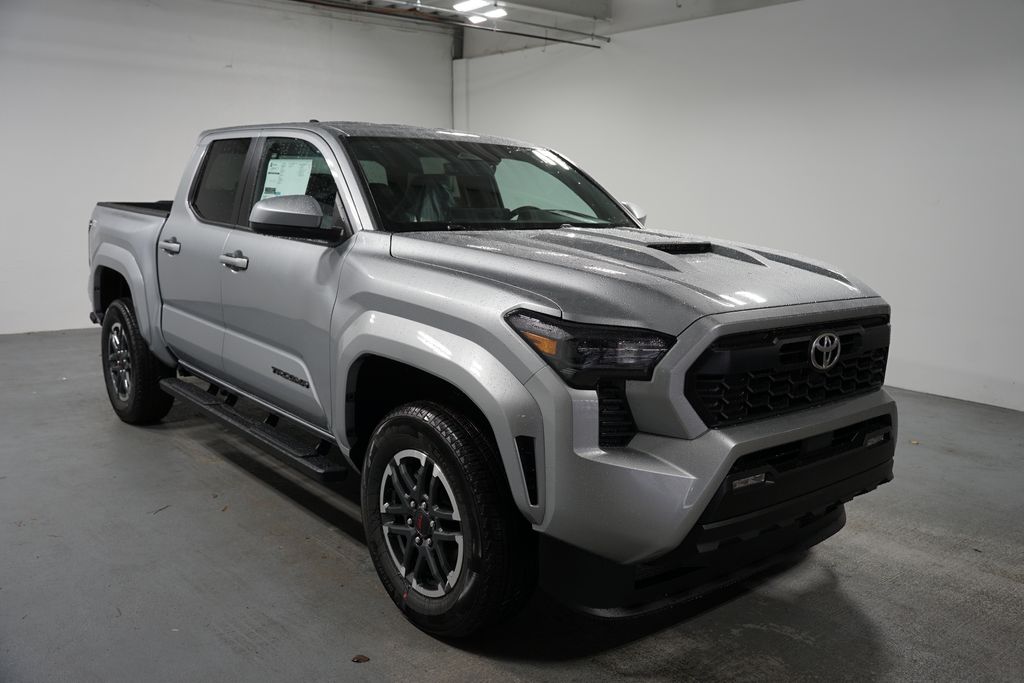 2024 Toyota Tacoma TRD Sport 3