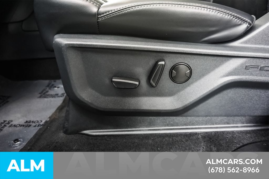 Used 2025 Black Ford Platinum image 35