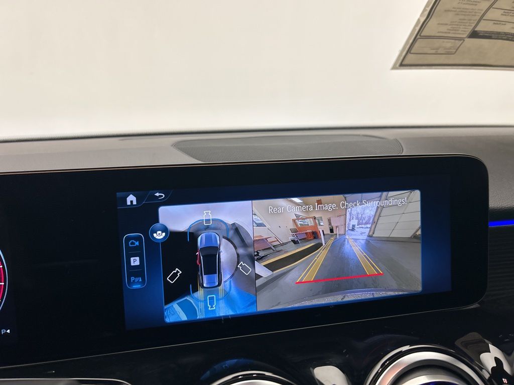 Thumbnail: 2026 Mercedes-Benz GLB - 18