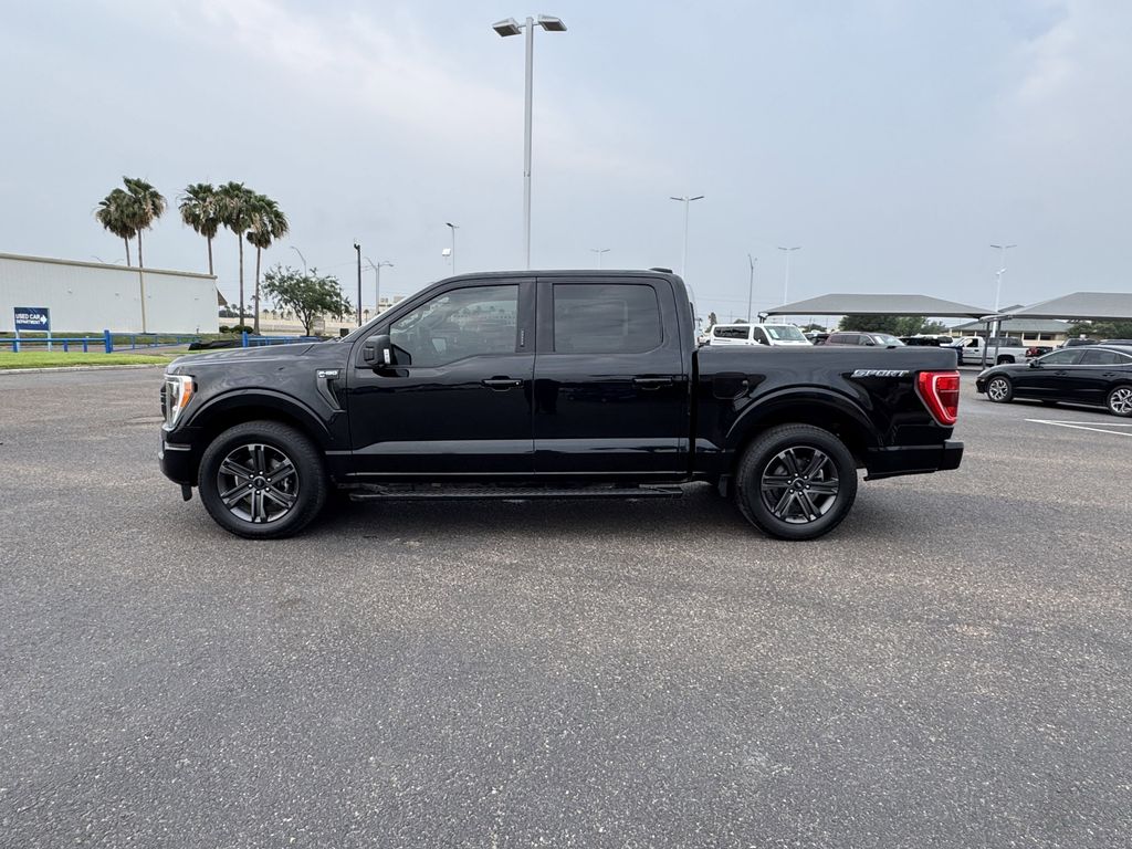 View vehicle photo 7