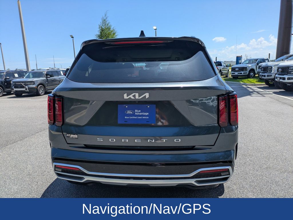 2022 Kia Sorento S