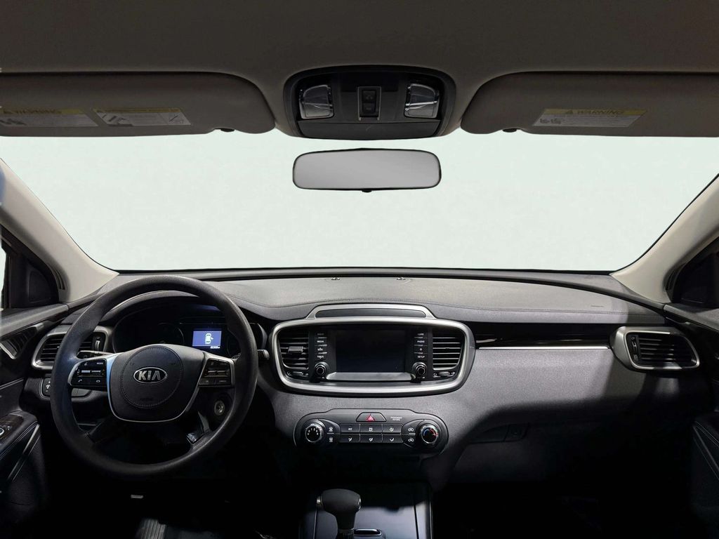 Used 2019 Titanium Silver Kia LX image 9