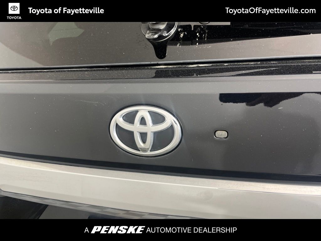 Thumbnail: 2025 Toyota Sequoia - 21