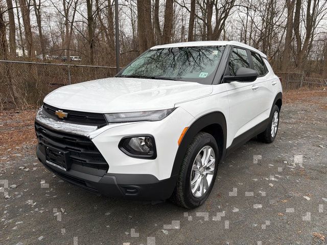 Summit White 2023 Chevrolet Trailblazer LS AWD SUV / Crossover Four-Wheel Drive 9-Speed Automatic