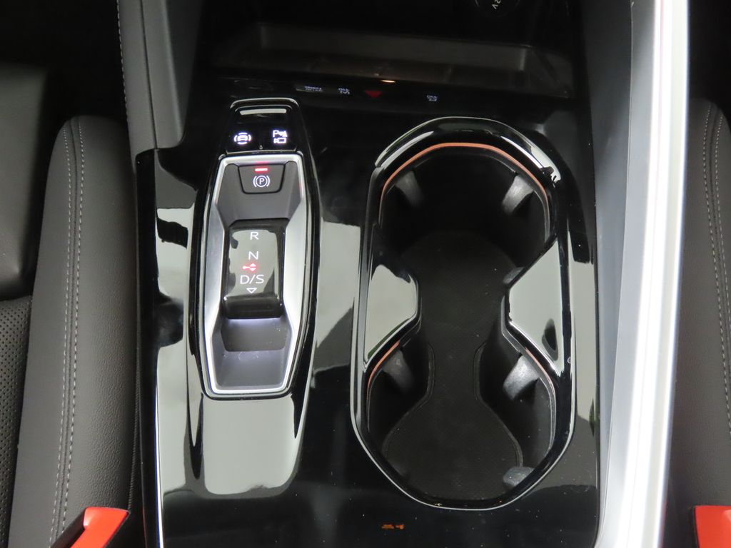 Thumbnail: 2025 Audi Q5 - 21