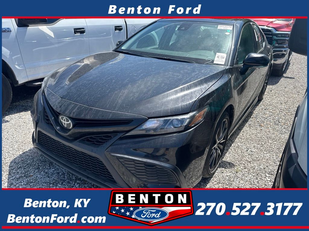 Midnight Black Metallic 2024 Toyota Camry Sedan Front-Wheel Drive 8-Speed Automatic