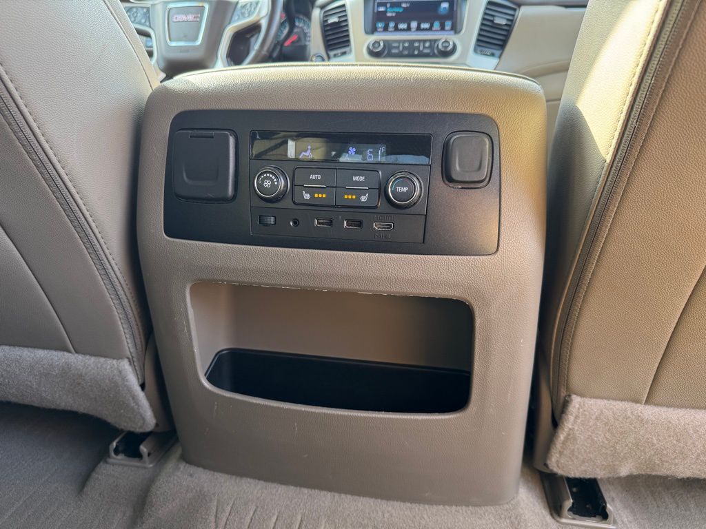 2019 GMC Yukon SLT photo