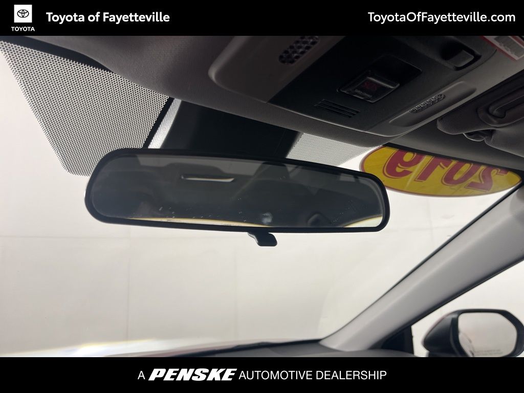 2019 Toyota Camry LE 27