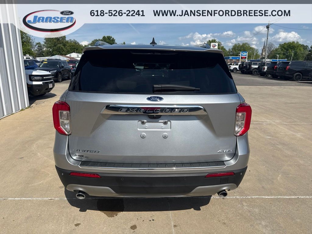 View vehicle photo 6