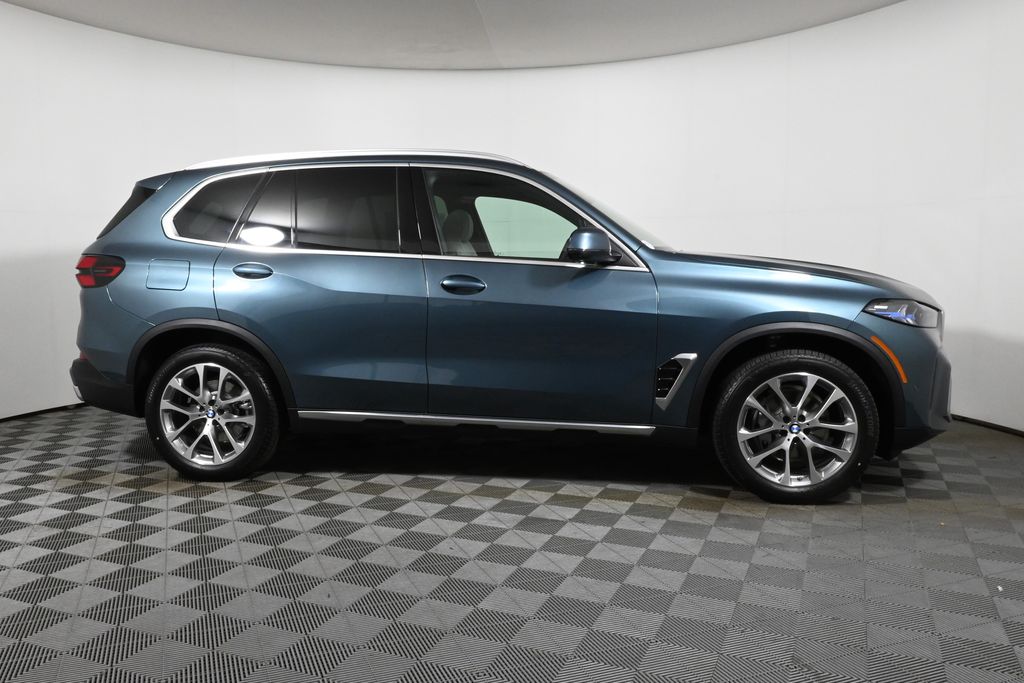 Thumbnail: 2026 BMW X5 - 8