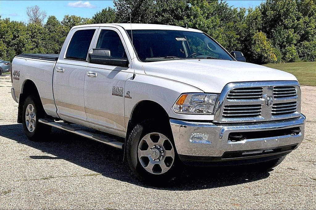 Bright White Clearcoat 2016 RAM 2500 Pickup Truck Four-Wheel Drive 6-Speed Automatic
