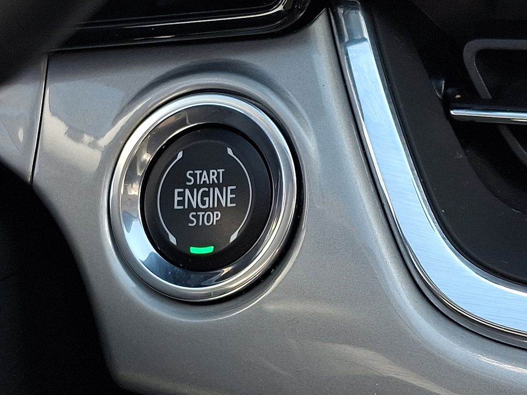 2025 Chevrolet Trax LT Gray at South Hills Kia