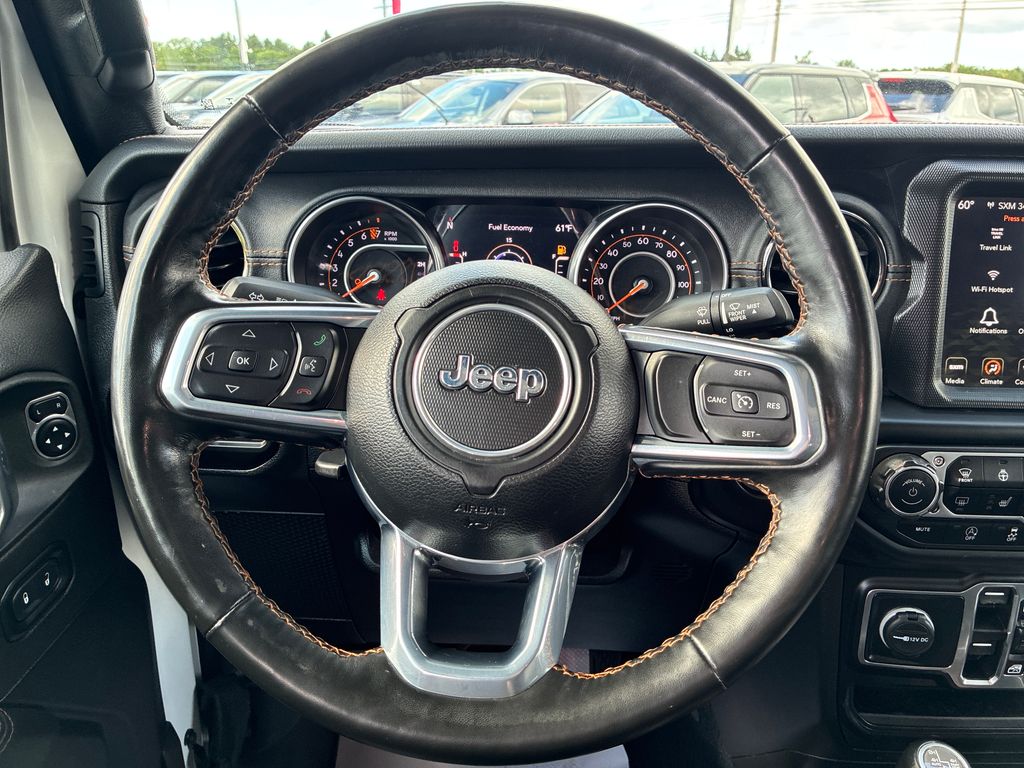 2022 Jeep Gladiator Overland White at Auto Express Mitsubishi