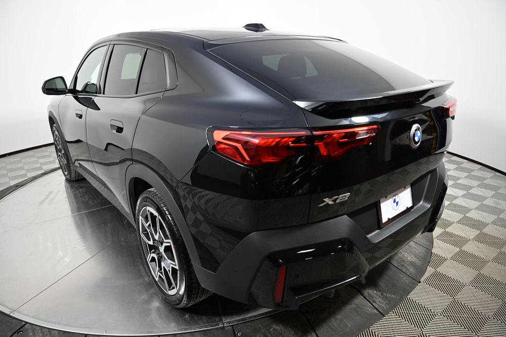 Thumbnail: 2025 BMW X2 - 3
