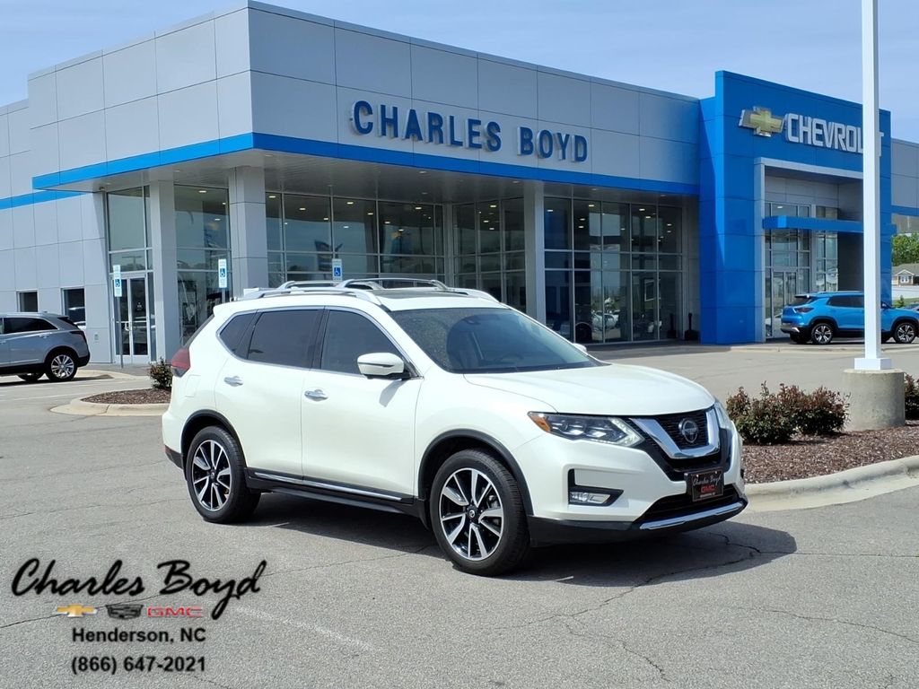 Pearl White 2018 Nissan Rogue SL FWD SUV / Crossover Front-Wheel Drive Continuously Variable Transmission