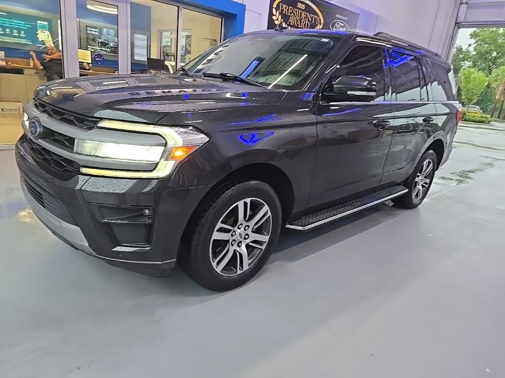 2022 Ford Expedition XLT
