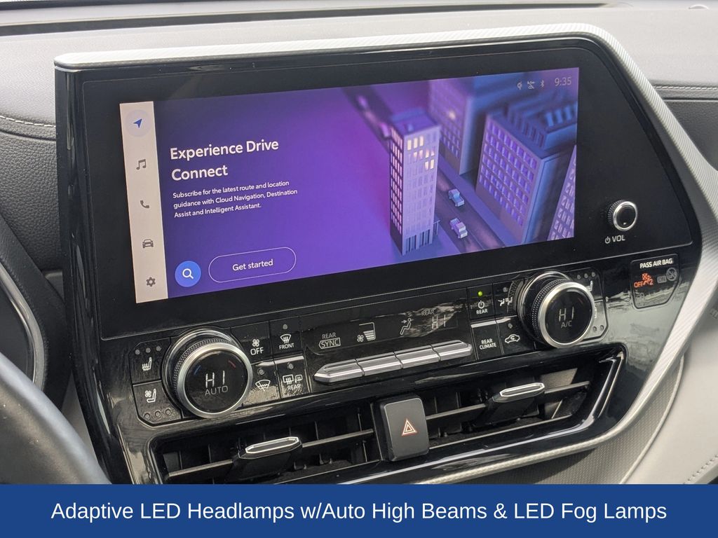 2023 Toyota Highlander Hybrid Platinum