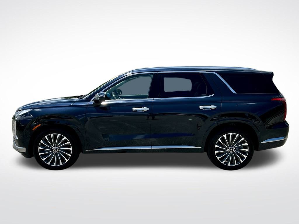 Used 2024 Hyundai Palisade Calligraphy with VIN KM8R74GE2RU717724 for sale in Miami, FL