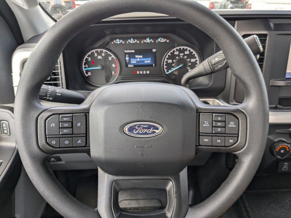 2025 Ford F-250 Super Duty XL
