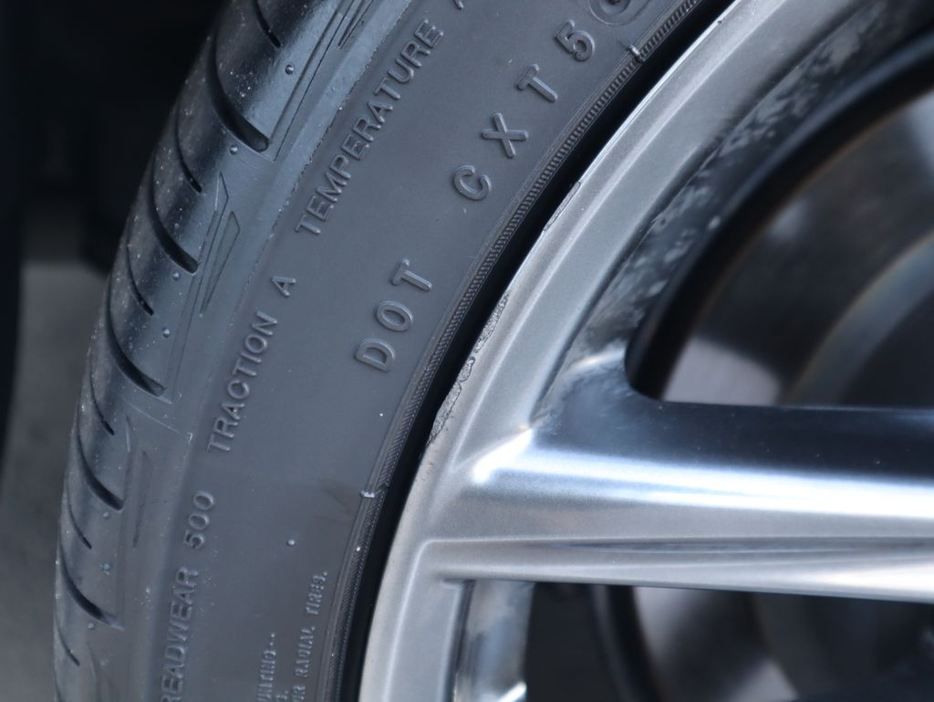 Thumbnail: 2014 Lexus IS - 24